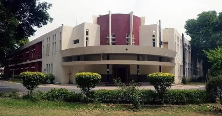 Top Govt & Private Ayurvedic Colleges in India (BAMS) | Fees & NEET Cutoff